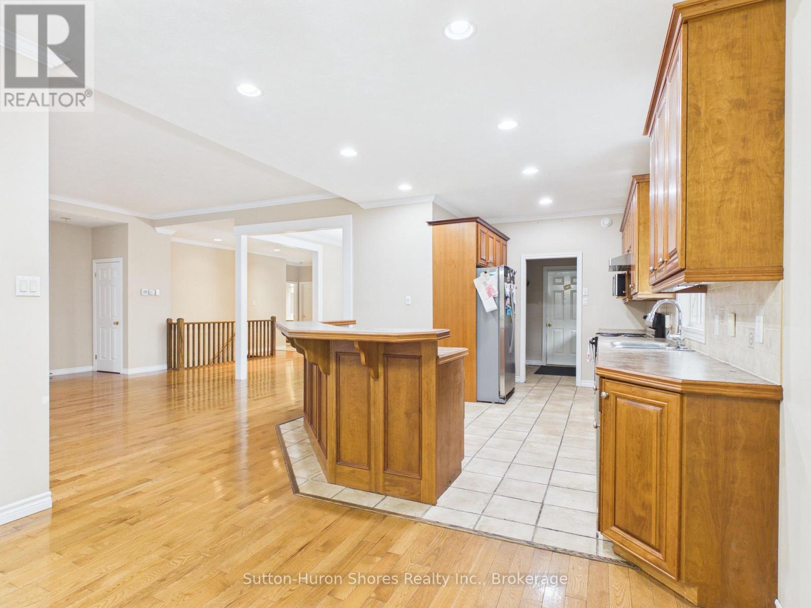 490 Bluewater Drive, Saugeen Shores, Ontario  N0H 2C1 - Photo 6 - X13683060
