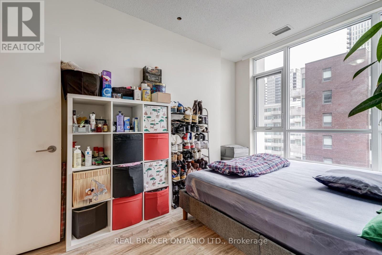 702 - 200 Sackville Street, Toronto, Ontario  M5A 0C4 - Photo 15 - C13682778