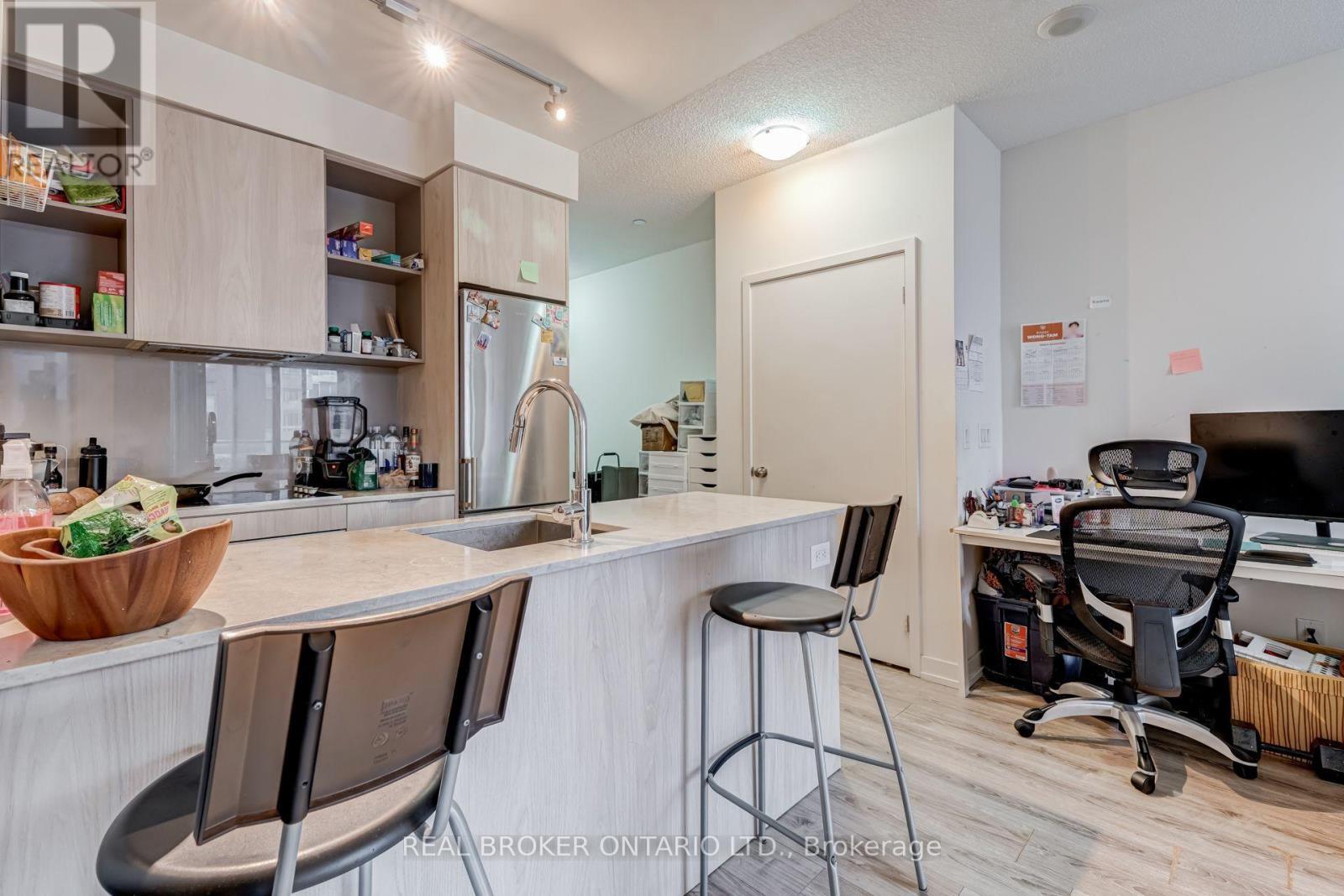 702 - 200 Sackville Street, Toronto, Ontario  M5A 0C4 - Photo 8 - C13682778
