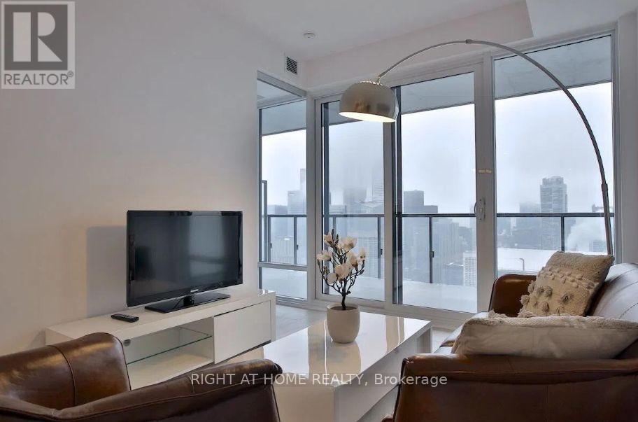 4208 - 488 University Avenue, Toronto, Ontario  M5G 0C1 - Photo 10 - C13682836