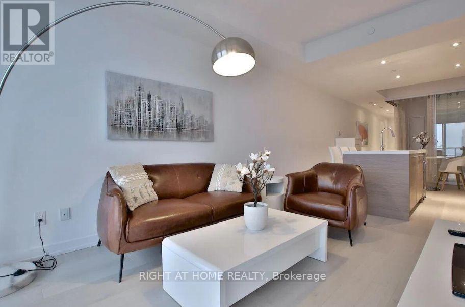 4208 - 488 University Avenue, Toronto, Ontario  M5G 0C1 - Photo 11 - C13682836