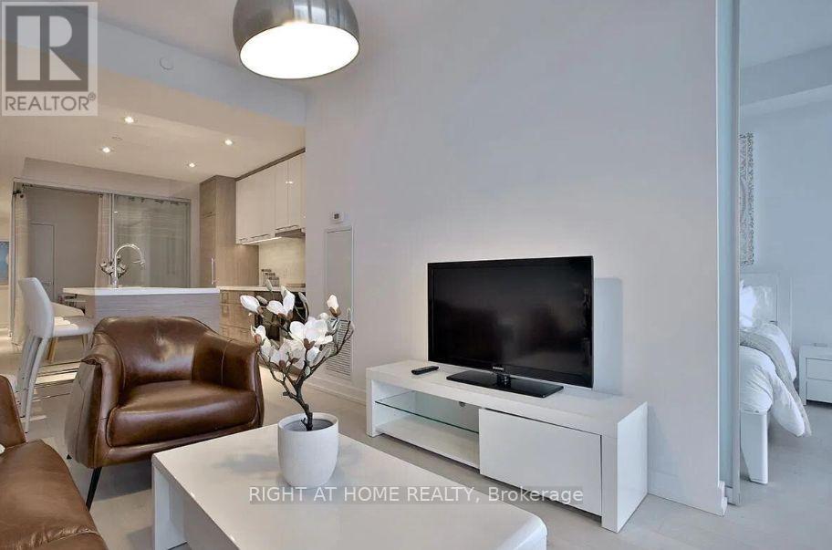 4208 - 488 University Avenue, Toronto, Ontario  M5G 0C1 - Photo 12 - C13682836