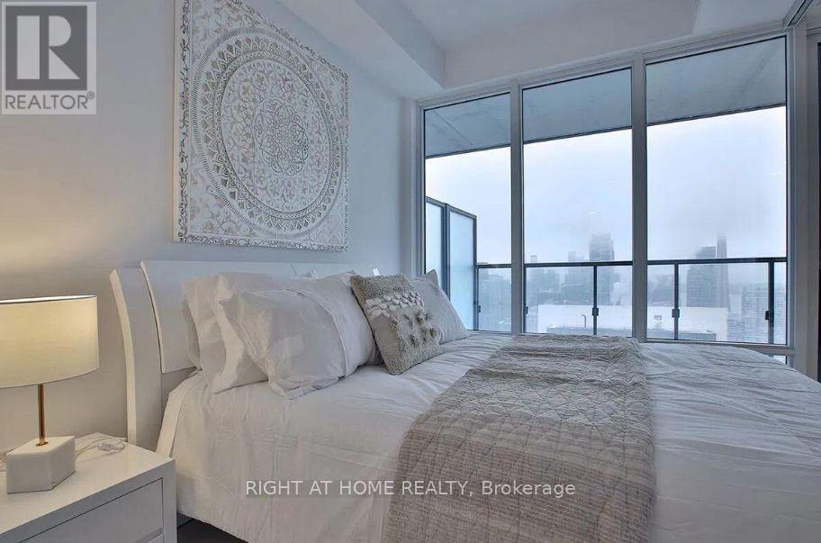 4208 - 488 University Avenue, Toronto, Ontario  M5G 0C1 - Photo 14 - C13682836