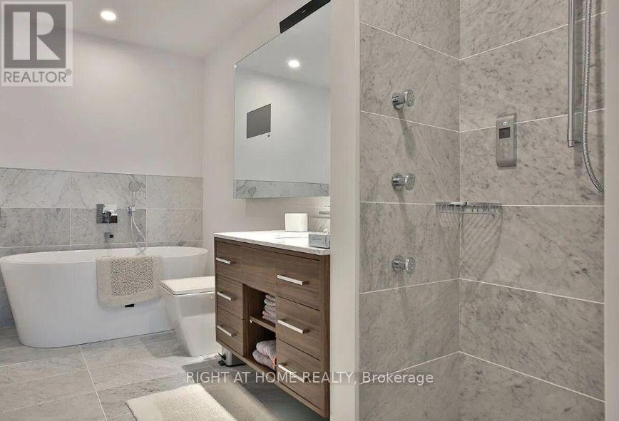 4208 - 488 University Avenue, Toronto, Ontario  M5G 0C1 - Photo 19 - C13682836