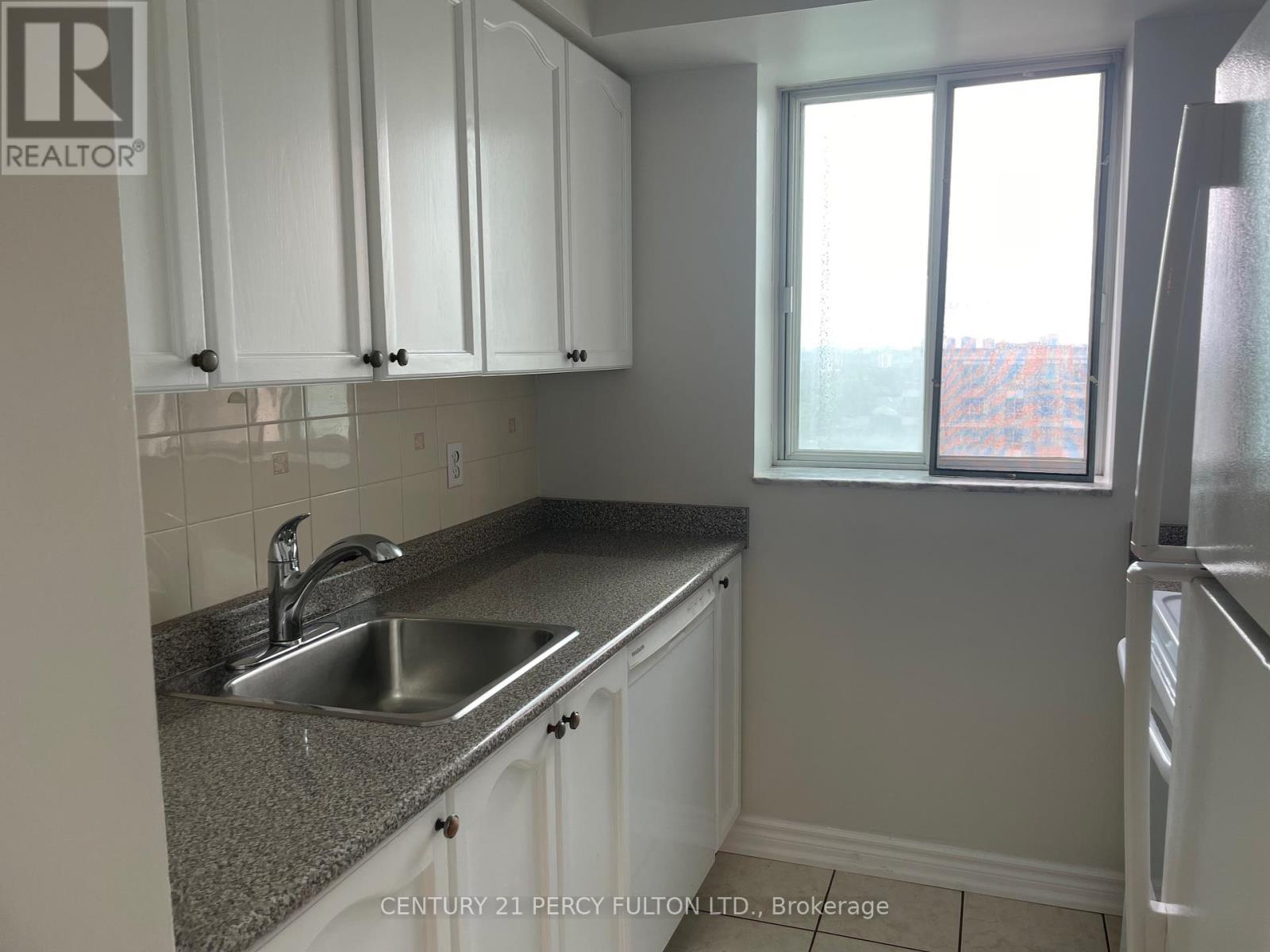 1503 - 1 Pemberton Avenue, Toronto, Ontario  M2M 4L9 - Photo 11 - C13682860