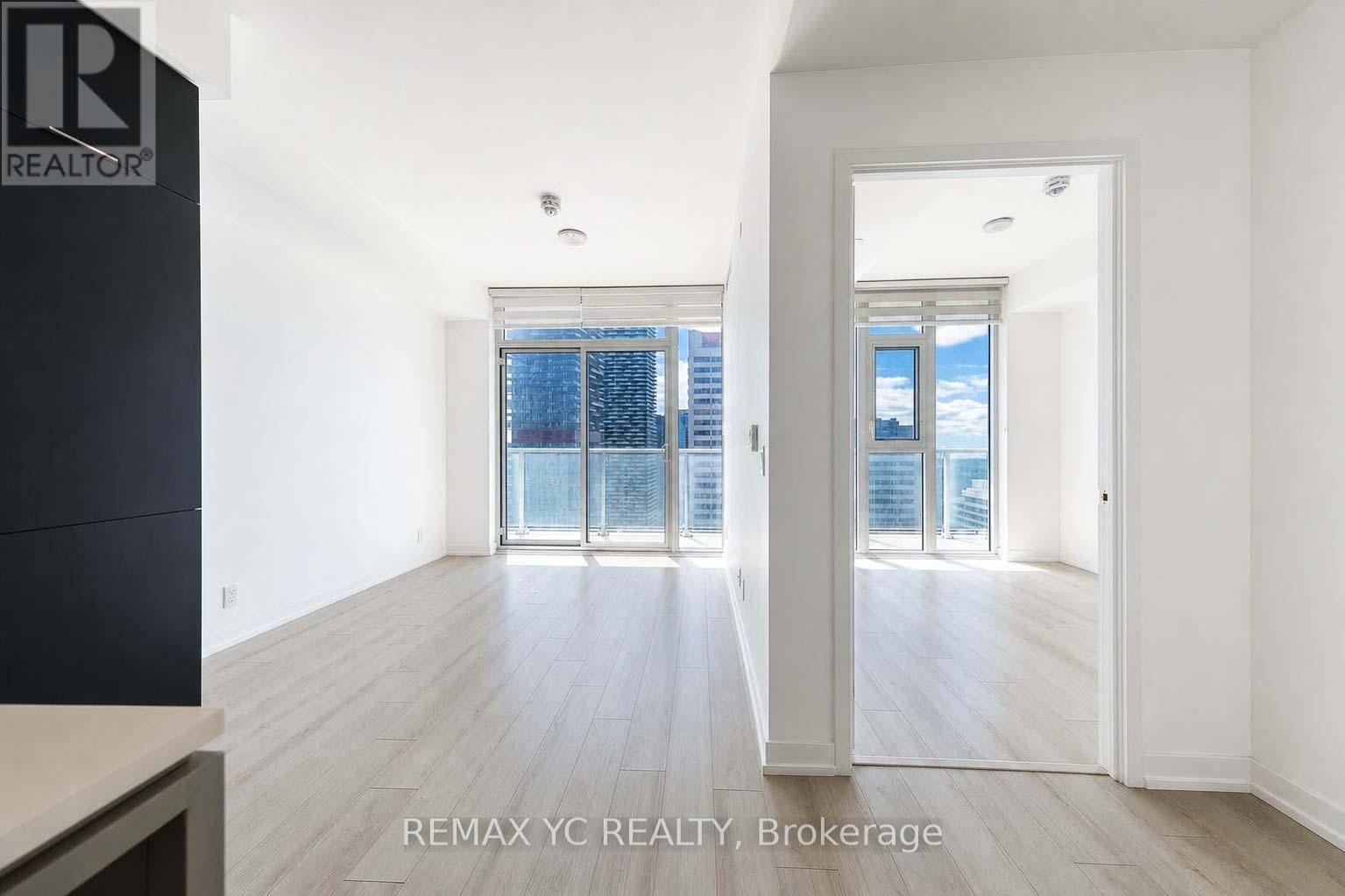 2408 - 33 Helendale Avenue, Toronto, Ontario  M4R 0A4 - Photo 15 - C13682866