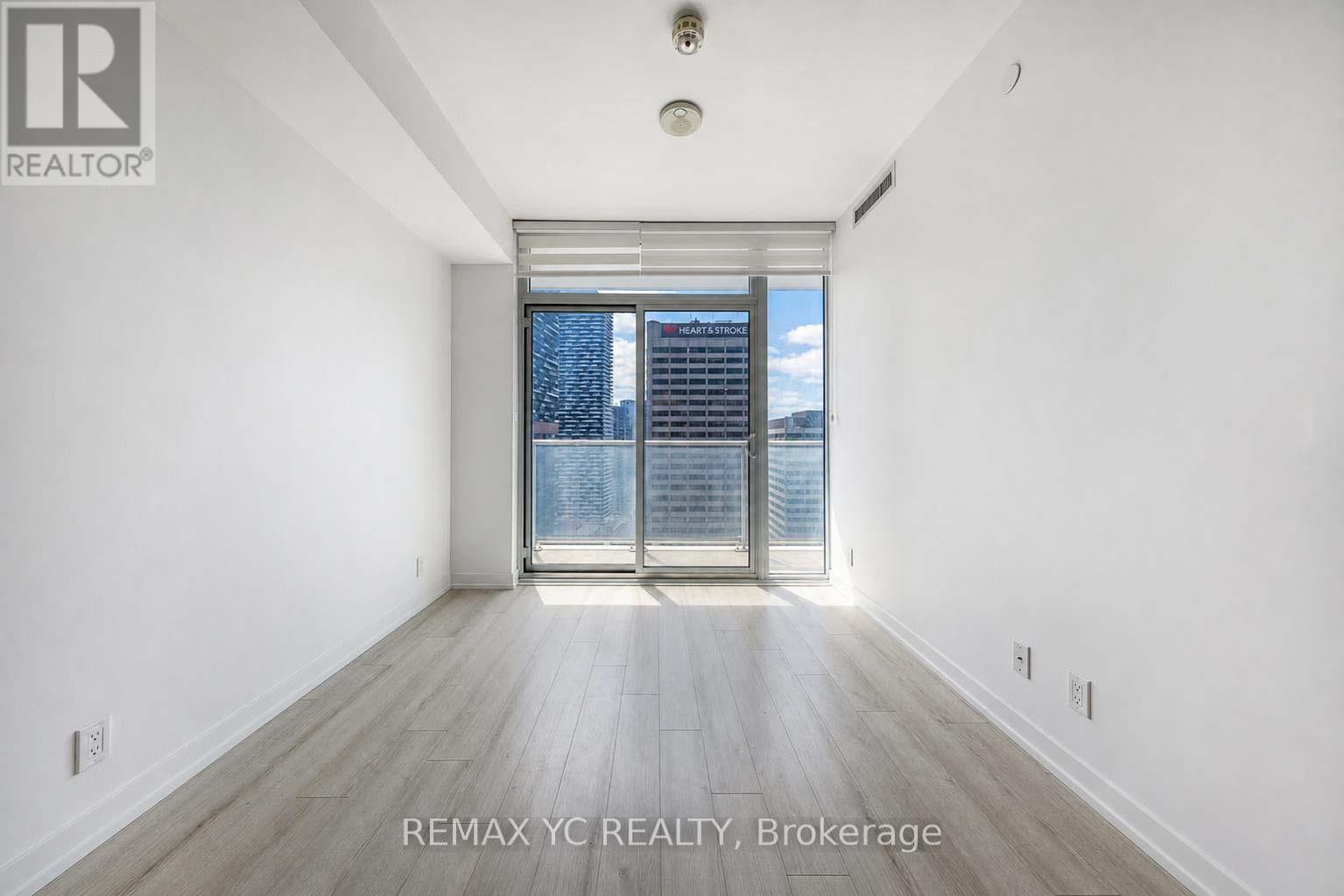 2408 - 33 Helendale Avenue, Toronto, Ontario  M4R 0A4 - Photo 17 - C13682866
