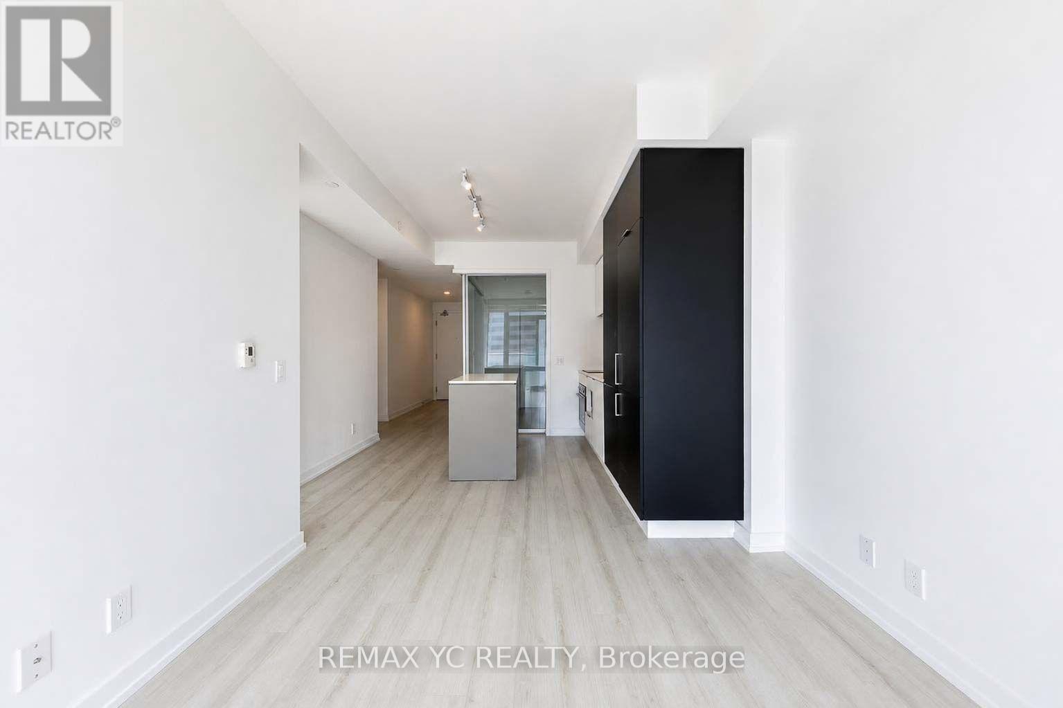 2408 - 33 Helendale Avenue, Toronto, Ontario  M4R 0A4 - Photo 18 - C13682866