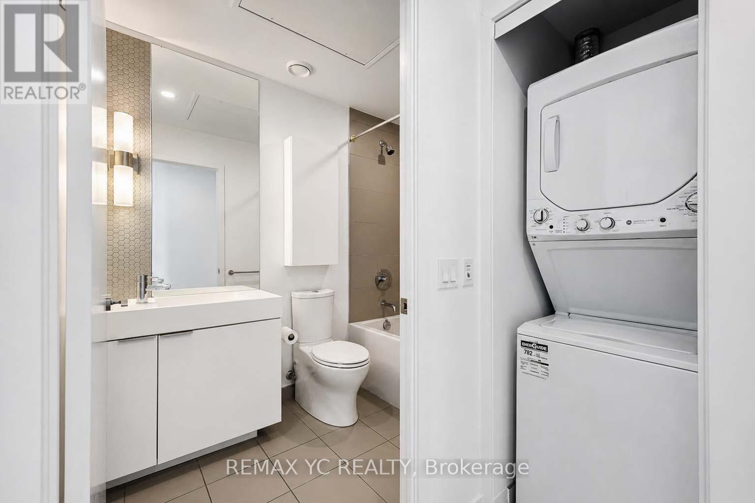 2408 - 33 Helendale Avenue, Toronto, Ontario  M4R 0A4 - Photo 22 - C13682866