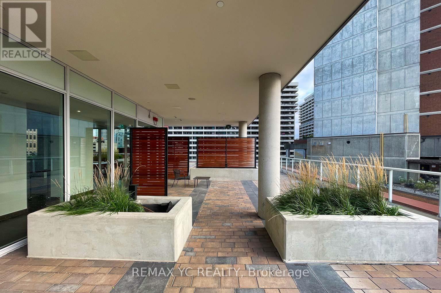2408 - 33 Helendale Avenue, Toronto, Ontario  M4R 0A4 - Photo 39 - C13682866