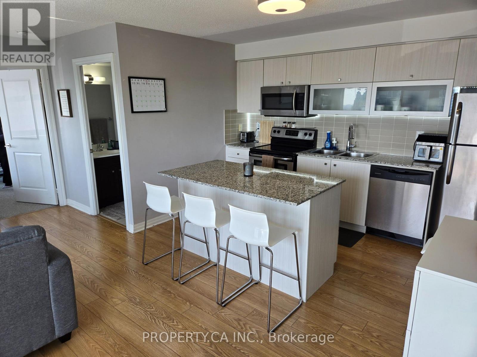 1710 - 2015 SHEPPARD AVENUE E