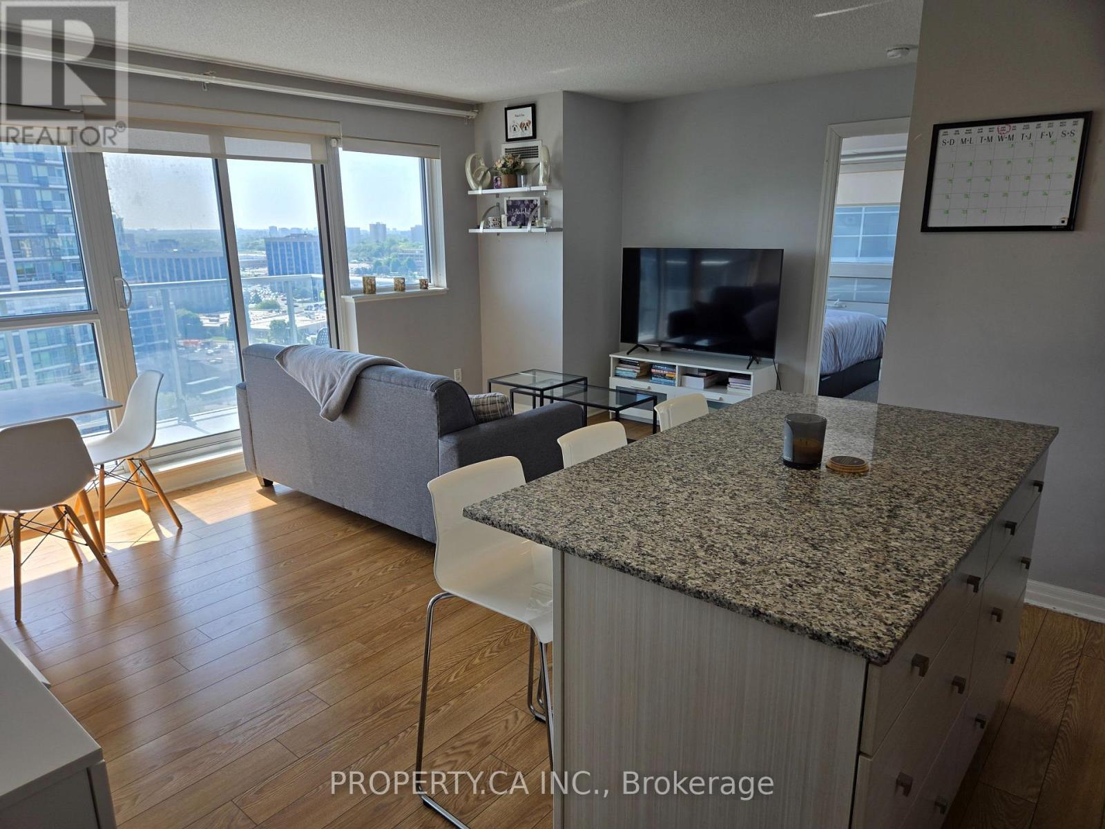 1710 - 2015 Sheppard Avenue E, Toronto, Ontario  M2J 0B3 - Photo 3 - C13682886