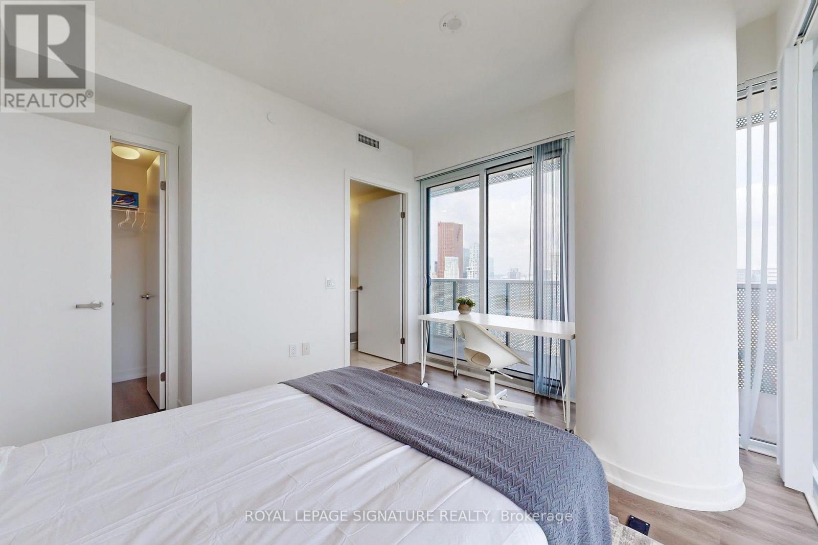 5203 - 138 Downes Street, Toronto, Ontario  M5E 0E4 - Photo 21 - C13682894
