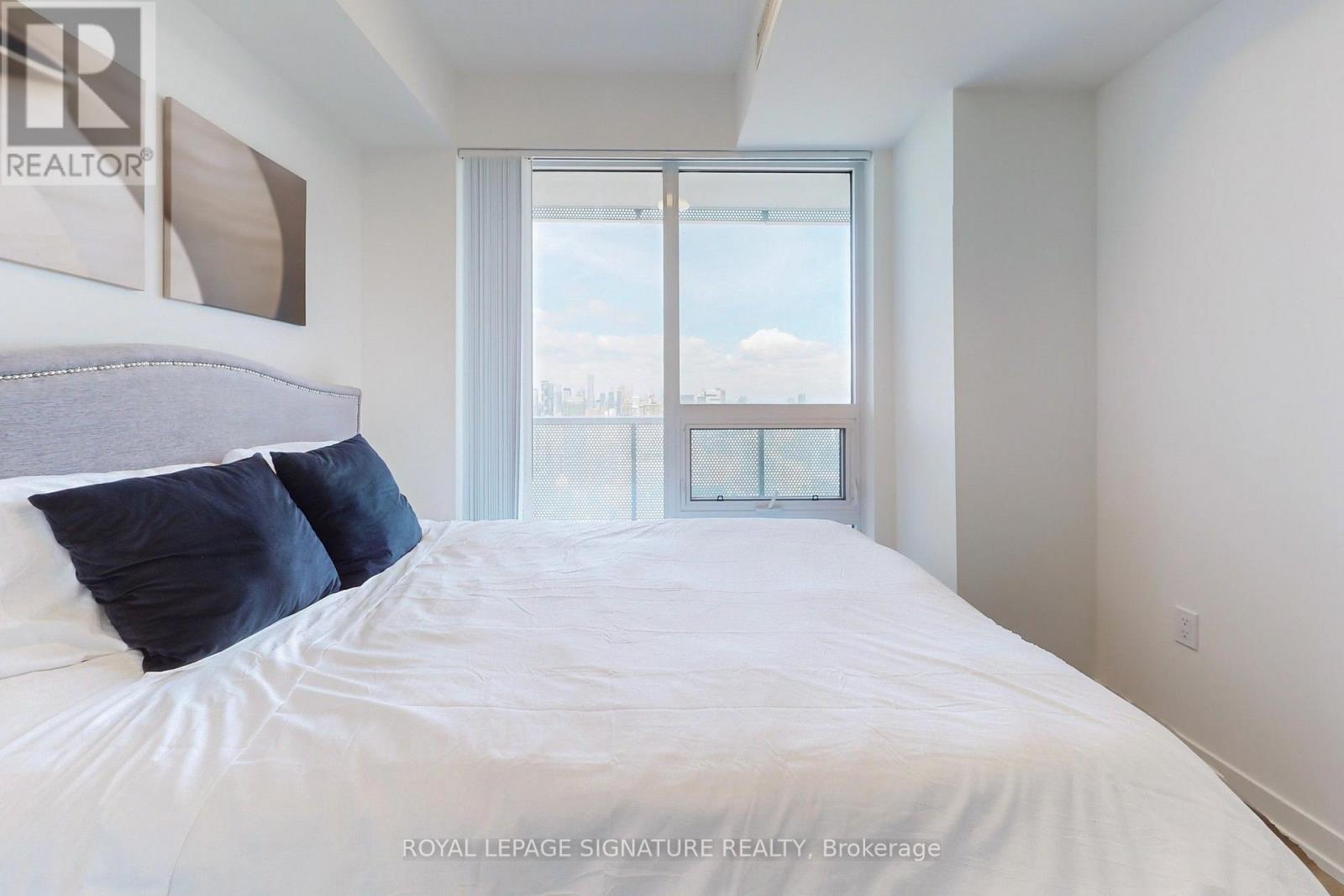 5203 - 138 Downes Street, Toronto, Ontario  M5E 0E4 - Photo 25 - C13682894