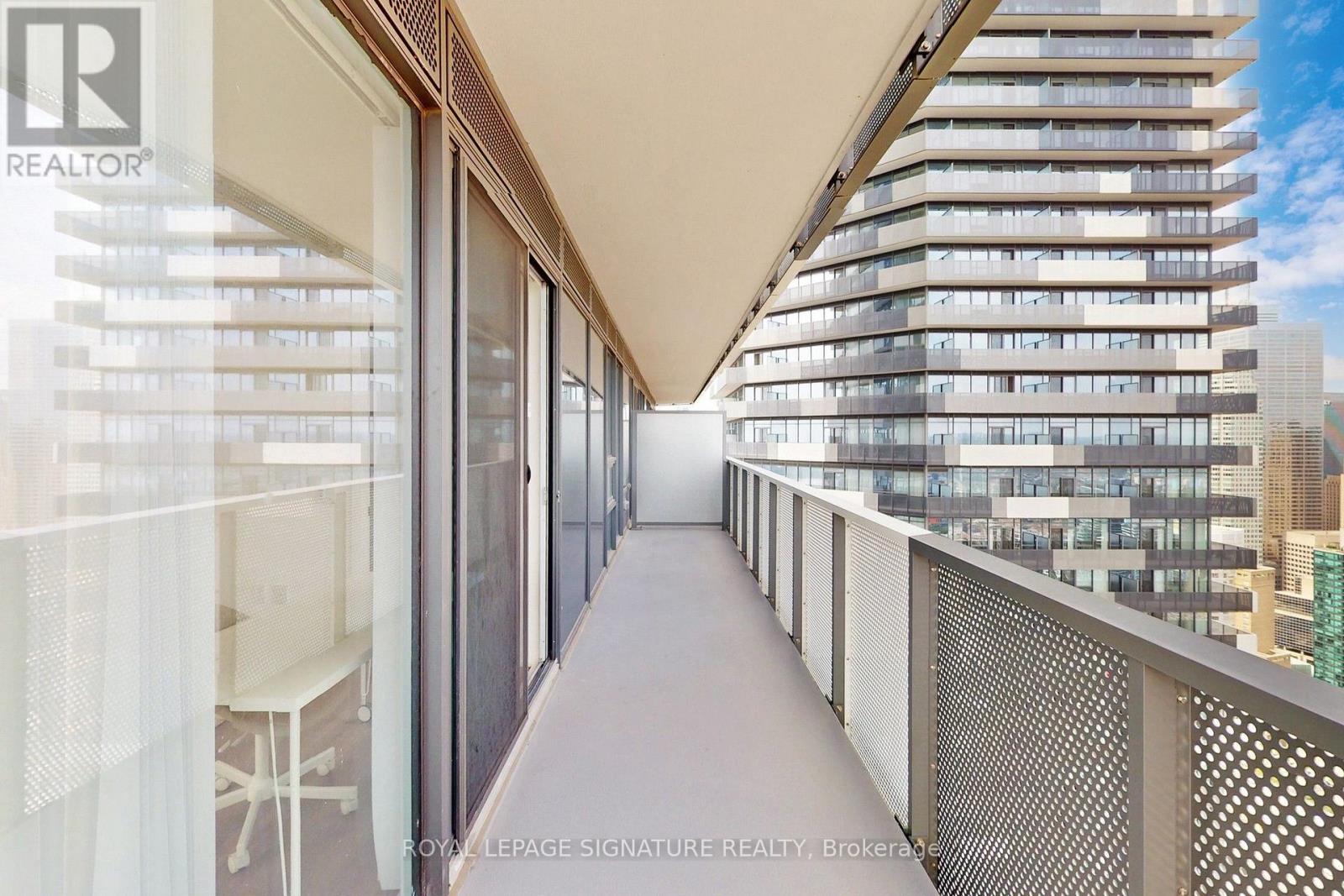 5203 - 138 Downes Street, Toronto, Ontario  M5E 0E4 - Photo 29 - C13682894