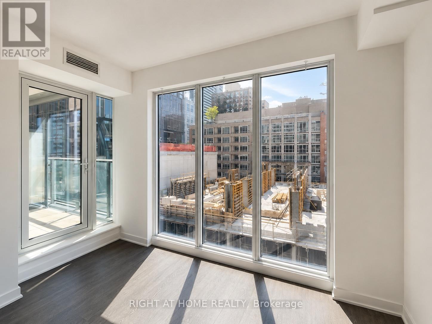 910 - 115 Blue Jays Way, Toronto, Ontario  M5V 0N4 - Photo 5 - C13682910