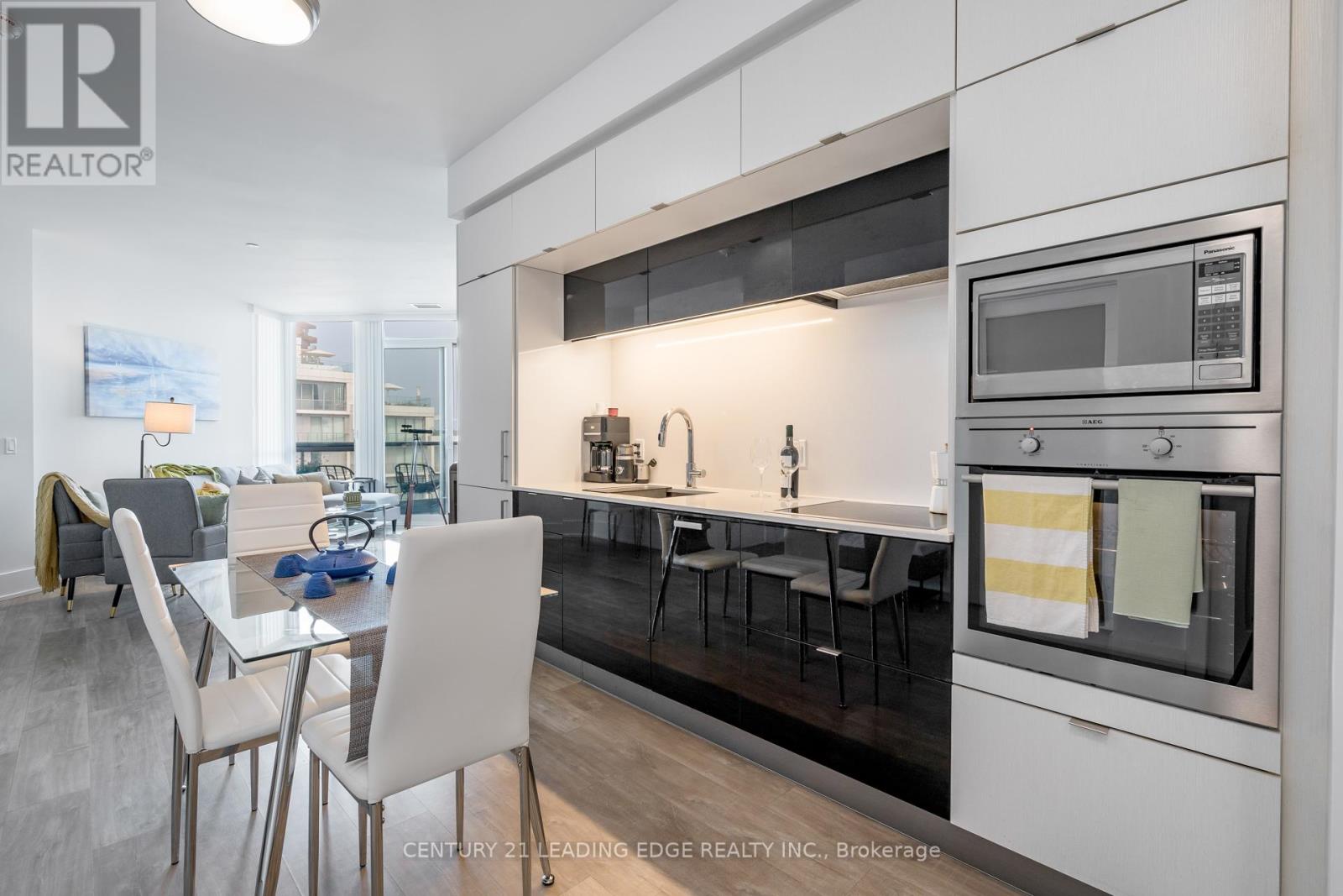 919 - 1 Edgewater Drive, Toronto, Ontario  M5A 0L1 - Photo 10 - C13682928