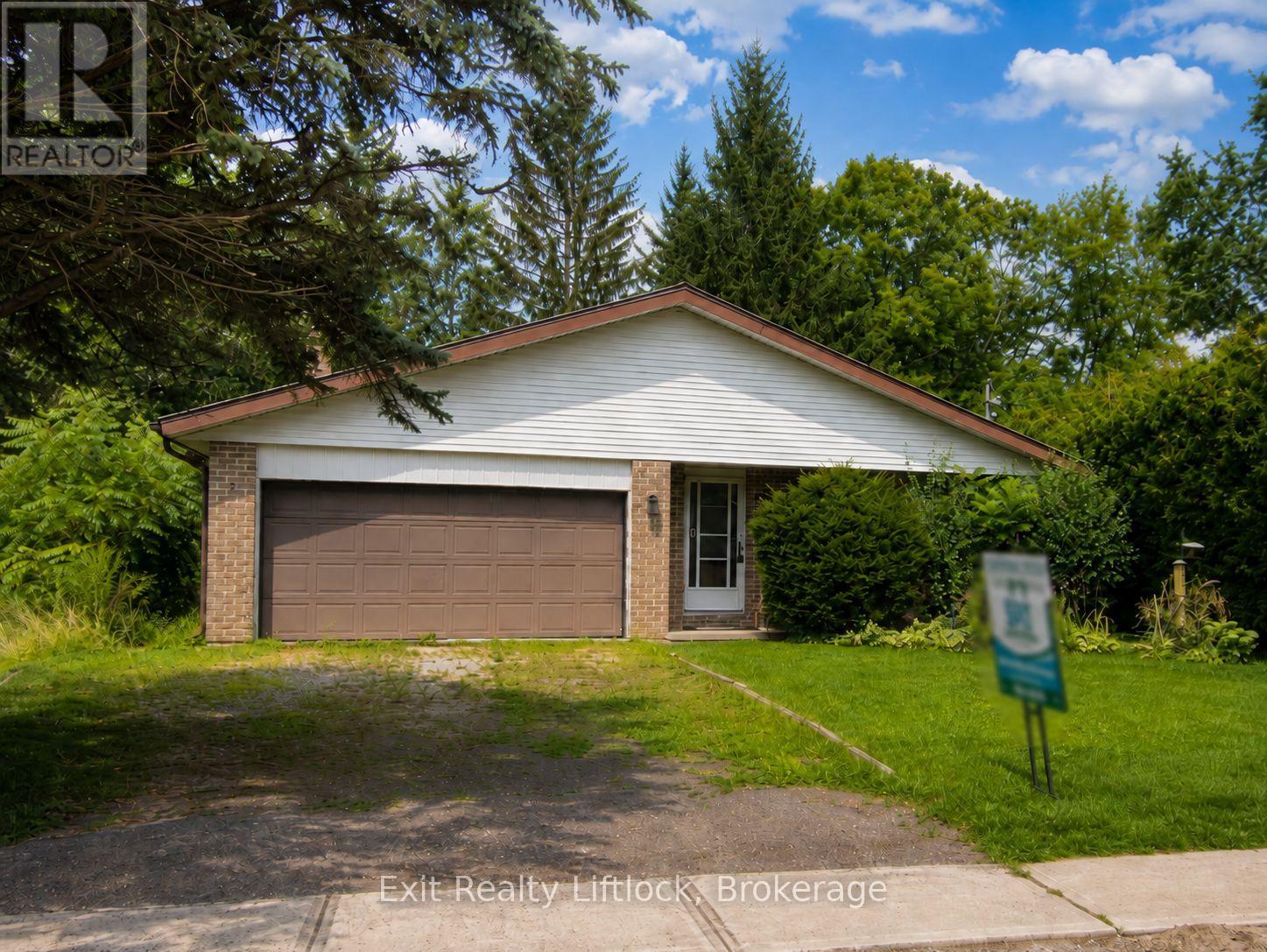 2 Frederick Street, Cavan Monaghan, Ontario  L0A 1G0 - Photo 3 - X13682862