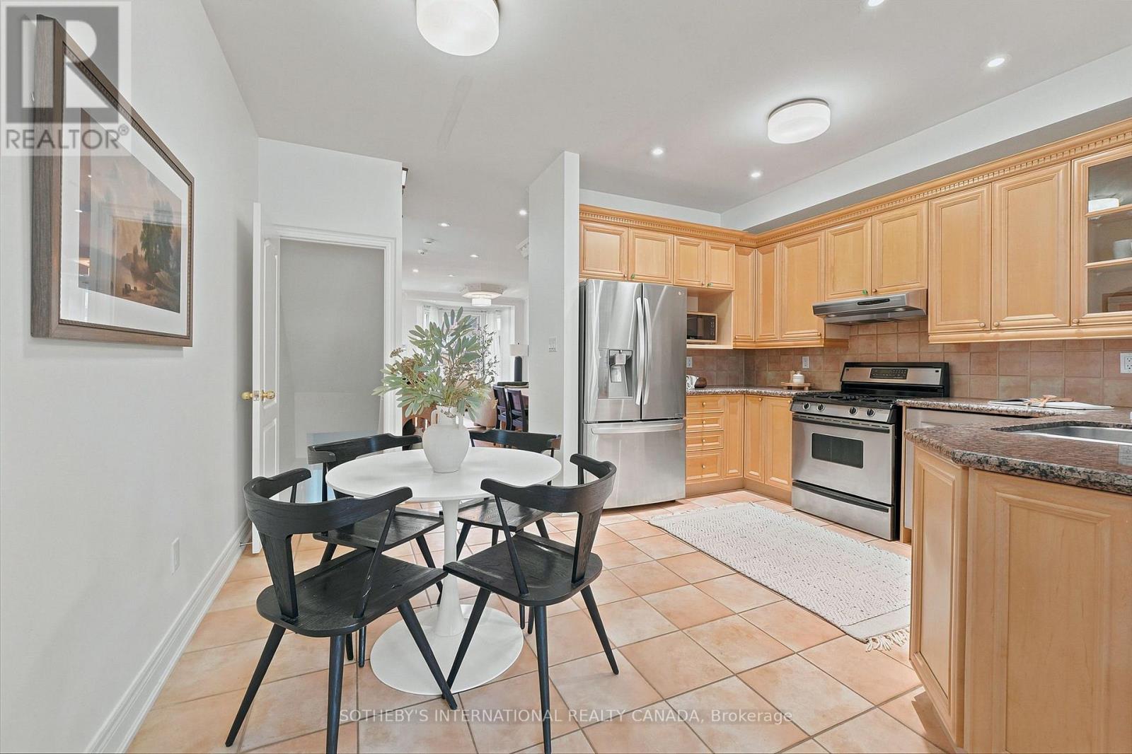 93 Eaton Avenue, Toronto, Ontario  M4J 2Z4 - Photo 13 - E13682870