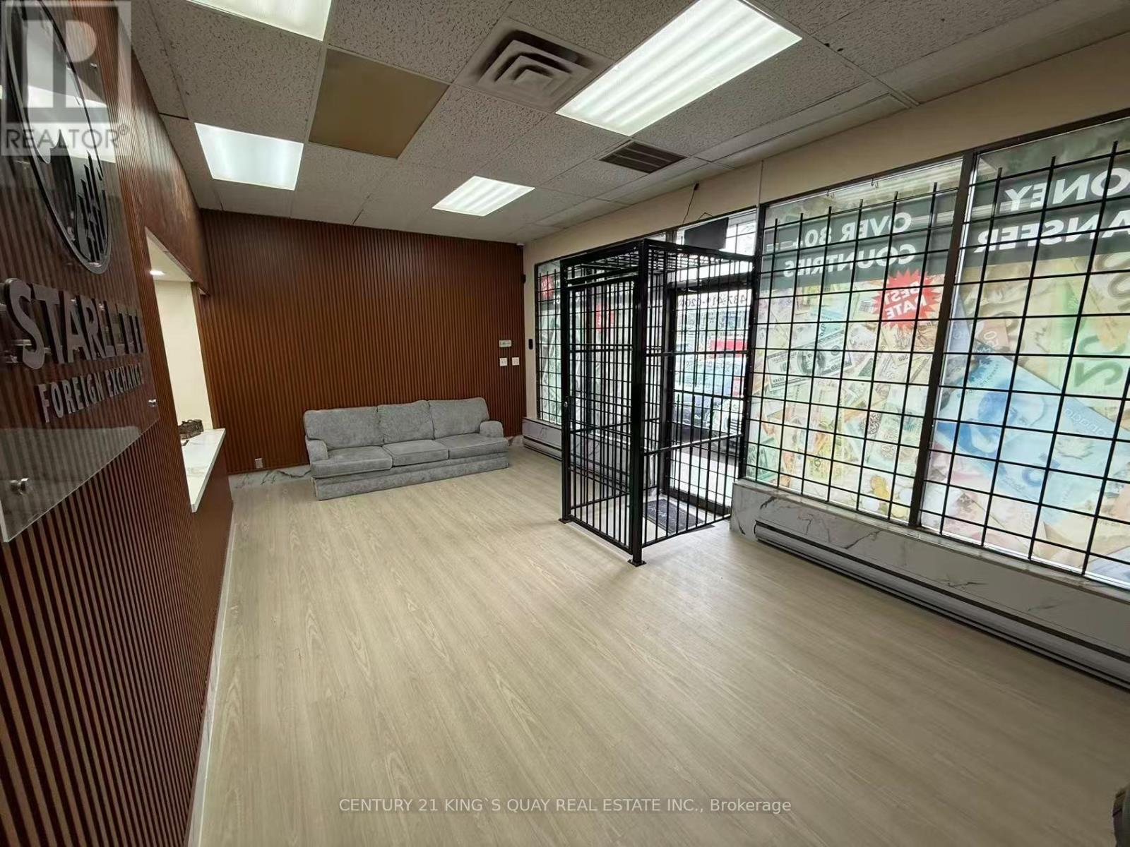 3463 Sheppard Avenue E, Toronto, Ontario M1T 3K5 - Photo 2 - E13682926