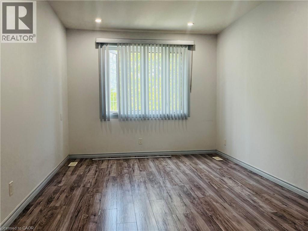 83 Keewatin Avenue, Kitchener, Ontario  N0B 3M1 - Photo 11 - 40855186
