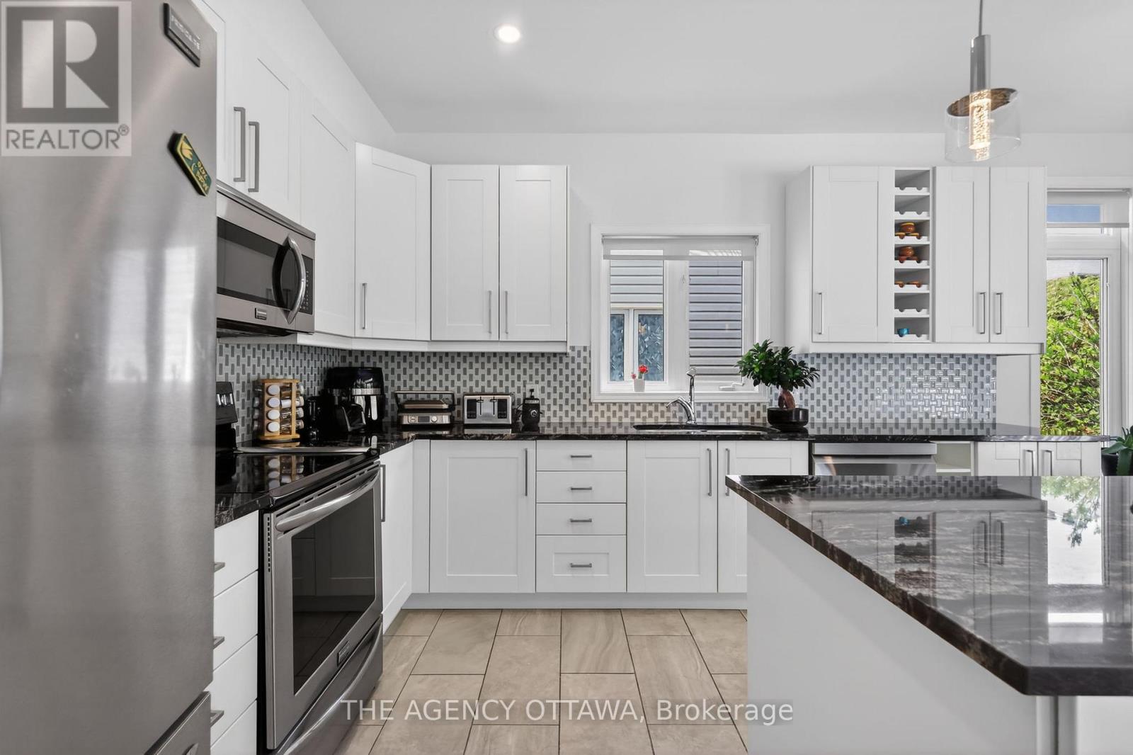 321 Goldridge Drive, Ottawa, Ontario  K2T 1G8 - Photo 13 - X13682822