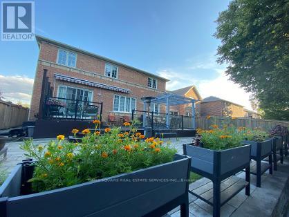 39 Gillings Street, Markham, Ontario  L6C 0G1 - Photo 5 - N13682914