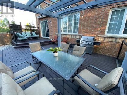 39 Gillings Street, Markham, Ontario  L6C 0G1 - Photo 8 - N13682914
