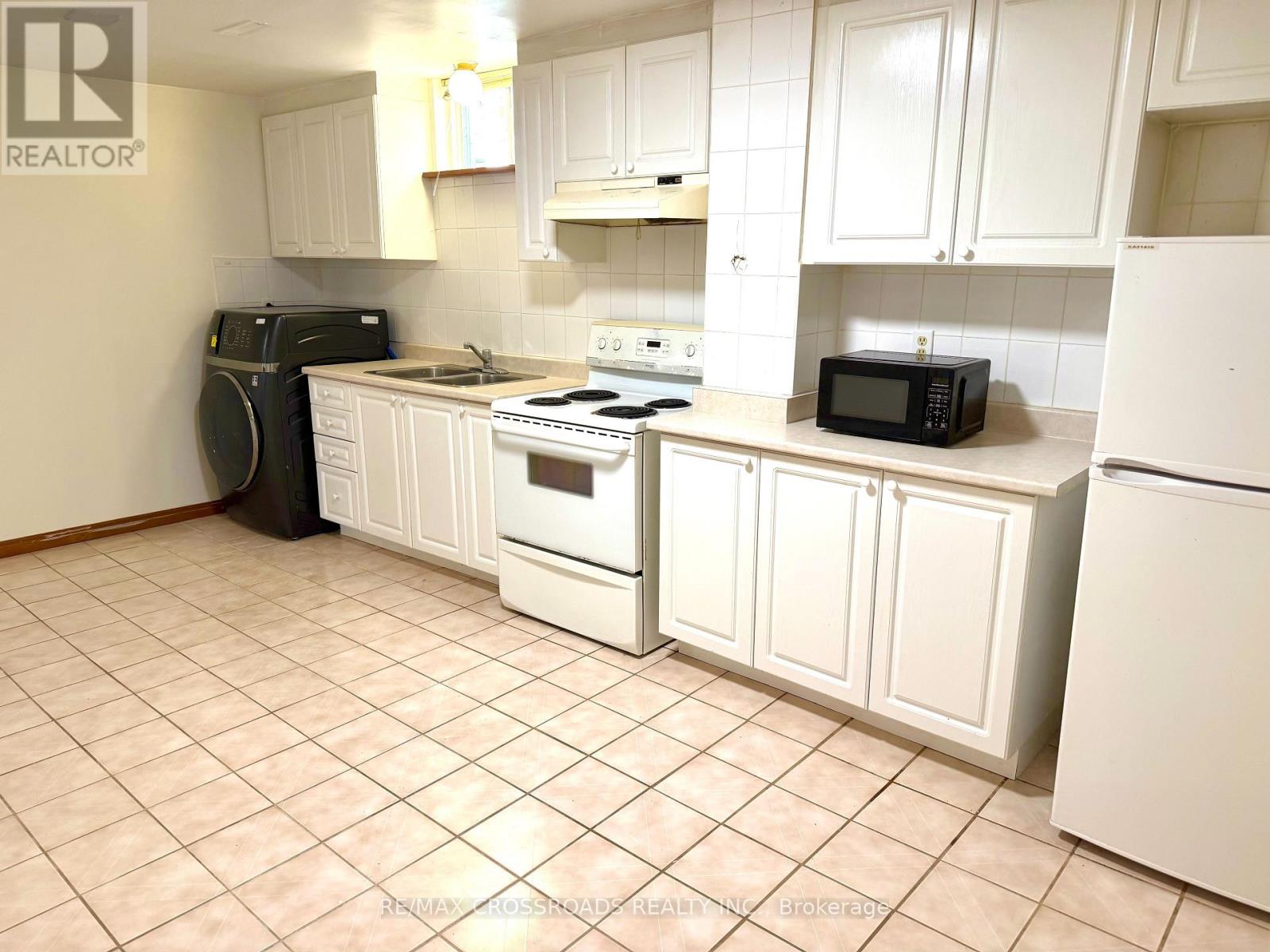 Bsmnt - 169 Morning Star Drive, Vaughan, Ontario  L4L 6J1 - Photo 8 - N13682992