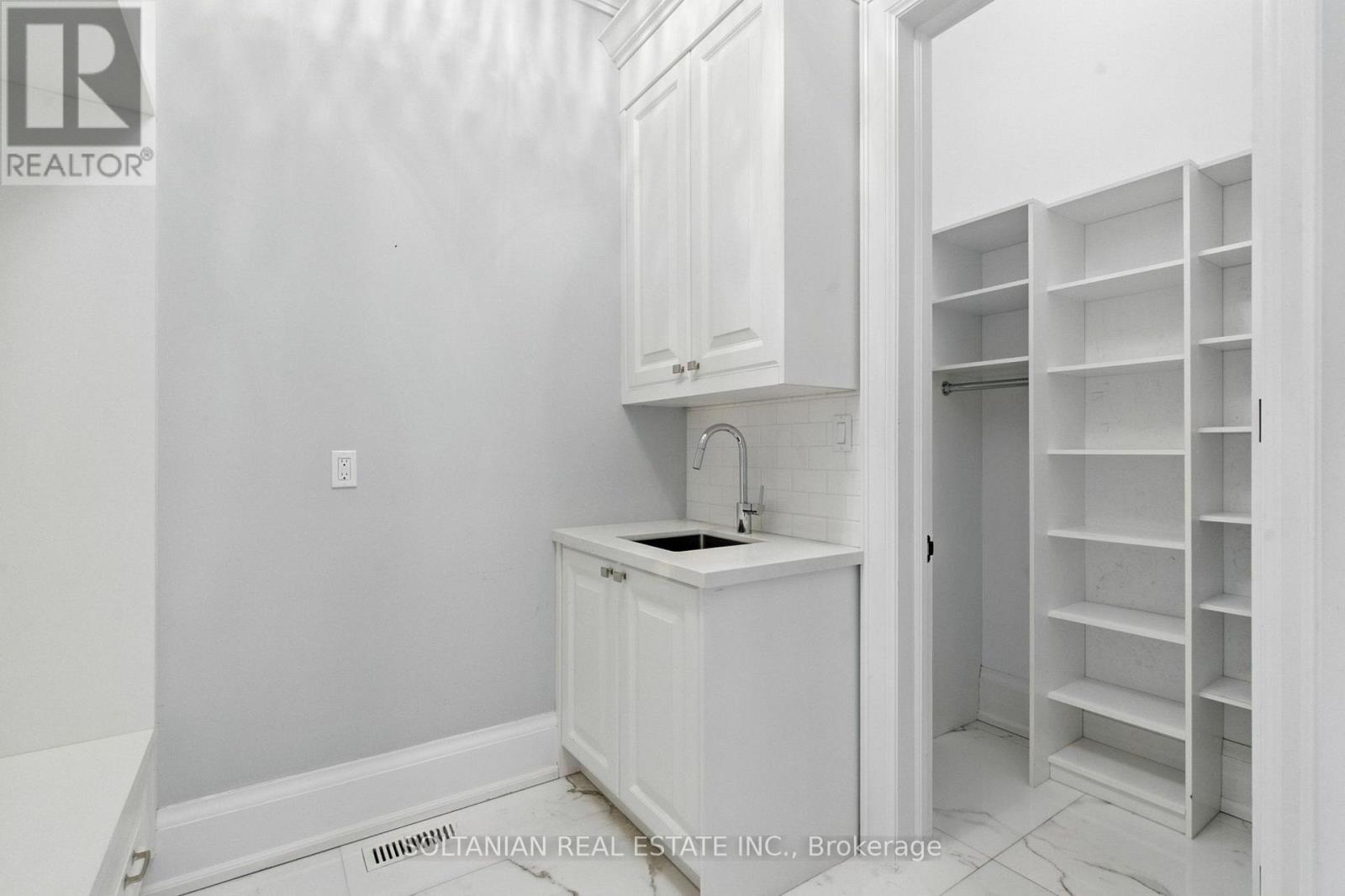 74 Yongehurst Road, Richmond Hill, Ontario  L4C 3T2 - Photo 28 - N13682994