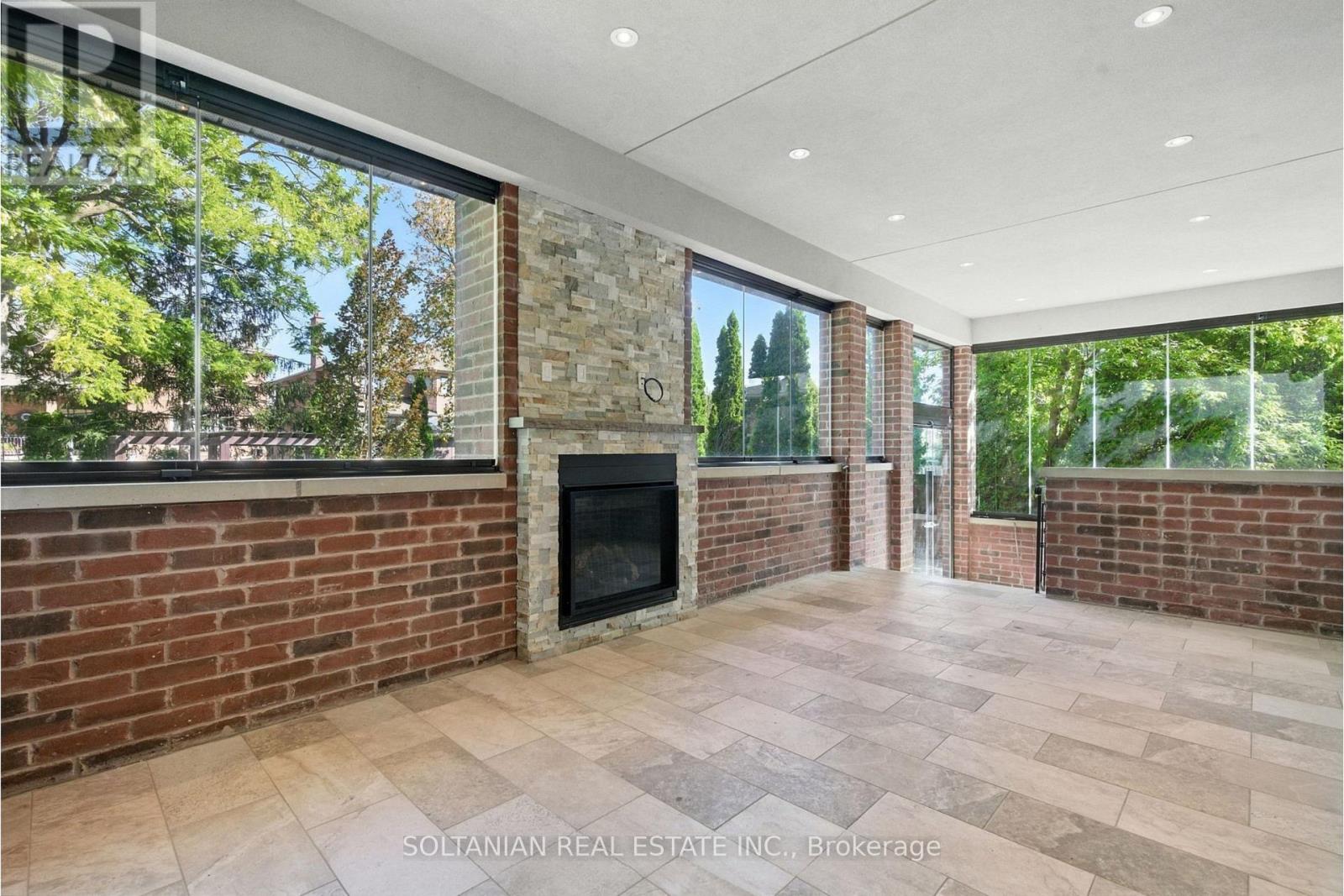 74 Yongehurst Road, Richmond Hill, Ontario  L4C 3T2 - Photo 37 - N13682994
