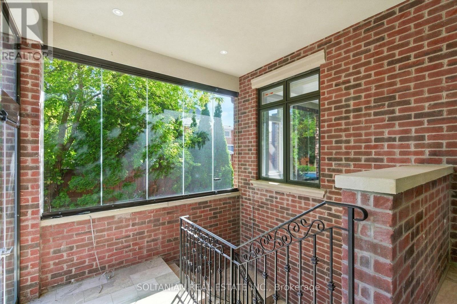 74 Yongehurst Road, Richmond Hill, Ontario  L4C 3T2 - Photo 38 - N13682994