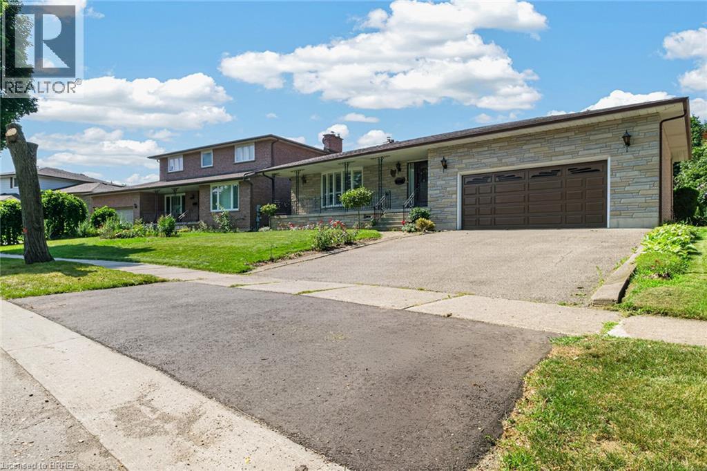 115 Greenfield Road, Brantford, Ontario  N3R 7B9 - Photo 1 - 40856269