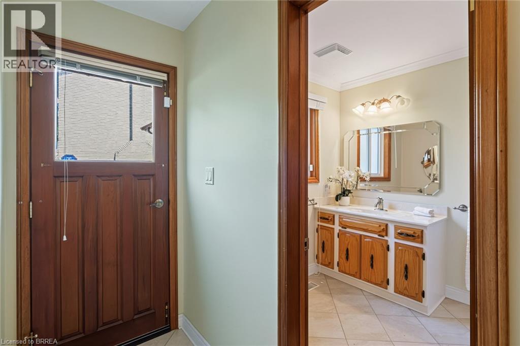 115 Greenfield Road, Brantford, Ontario  N3R 7B9 - Photo 32 - 40856269