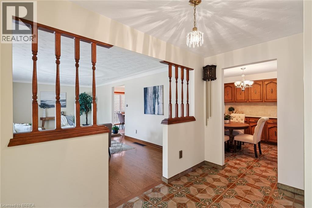 115 Greenfield Road, Brantford, Ontario  N3R 7B9 - Photo 7 - 40856269