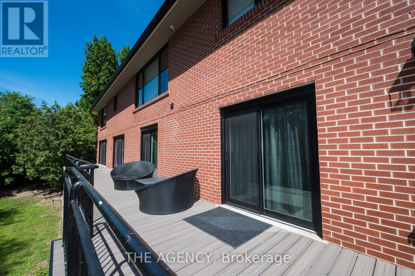 7 Shady Oaks Crescent, Toronto, Ontario  M3C 2L4 - Photo 33 - C13226688