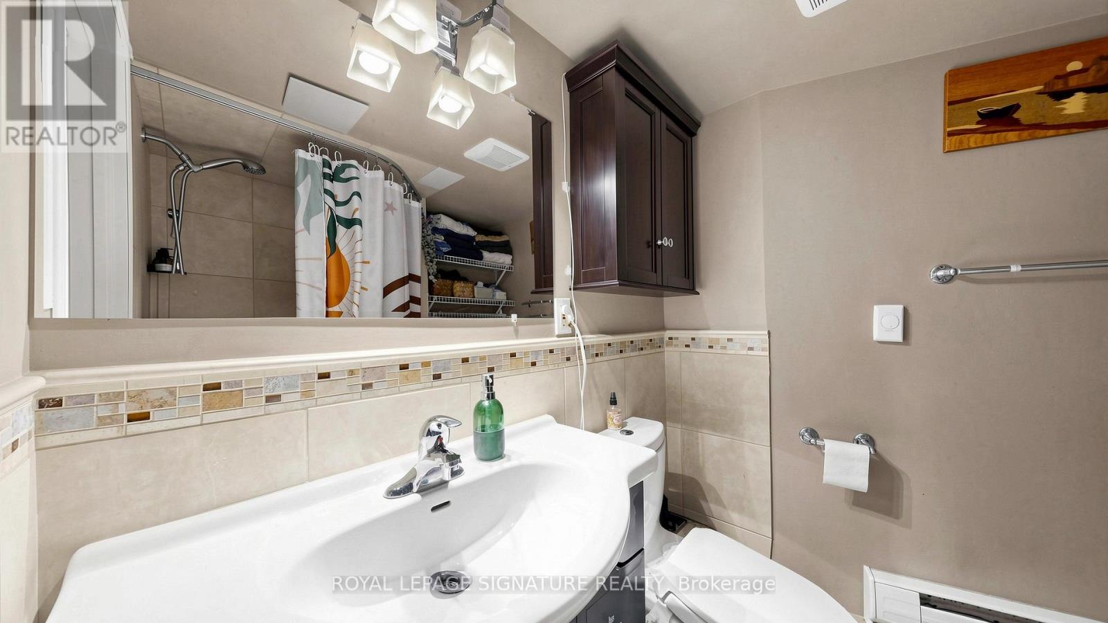 132 Marion Street, Toronto, Ontario  M6R 1E7 - Photo 20 - W13682774