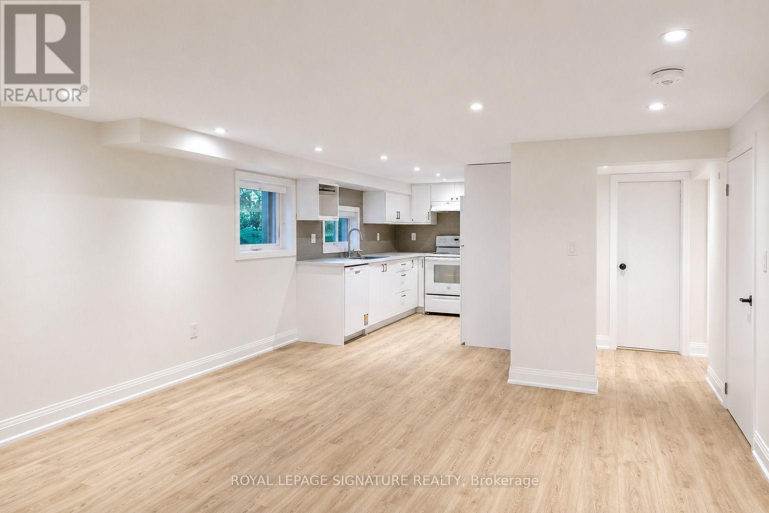 Basement Unit 2 - 64 Twenty Third Street, Toronto, Ontario  M8V 3N1 - Photo 5 - W13682780