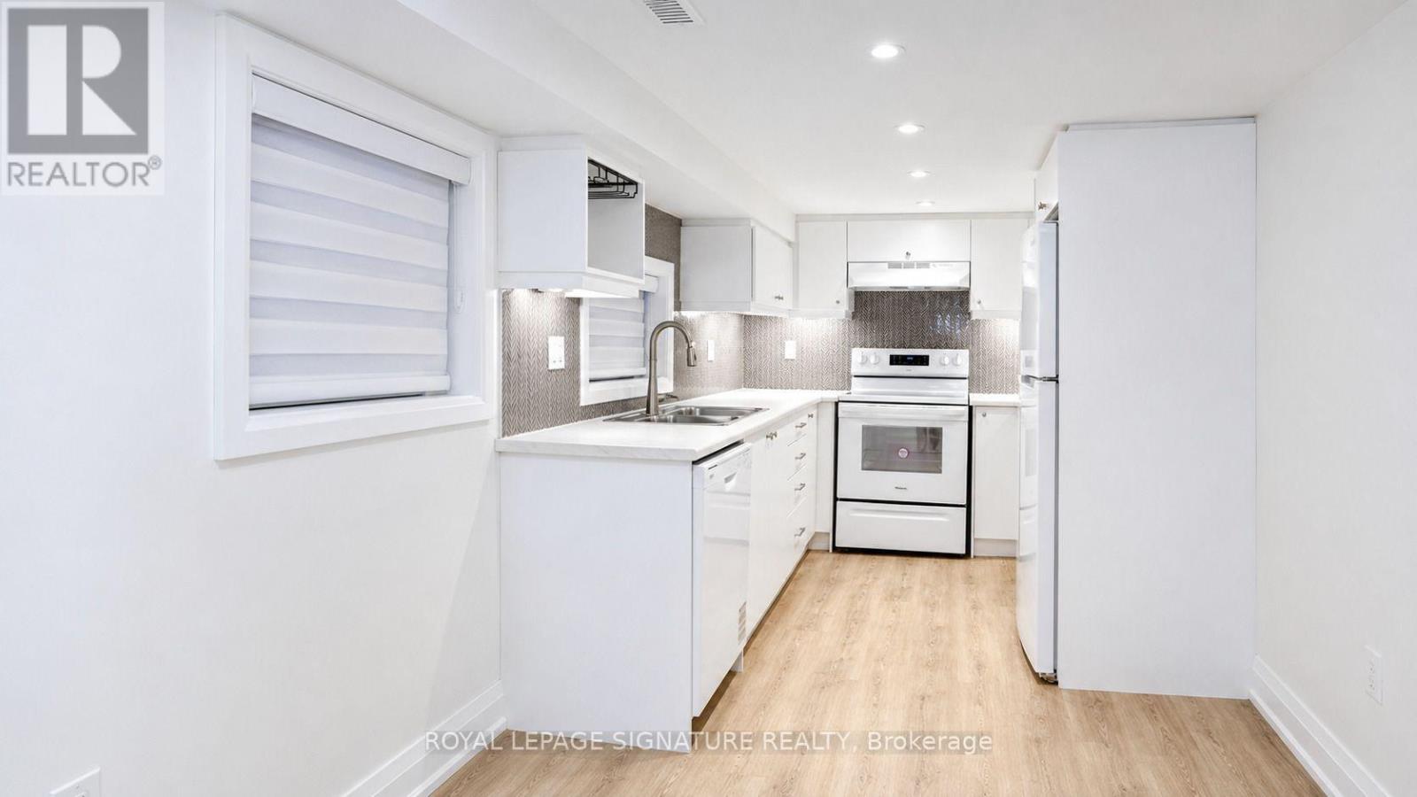 Basement Unit 2 - 64 Twenty Third Street, Toronto, Ontario  M8V 3N1 - Photo 7 - W13682780