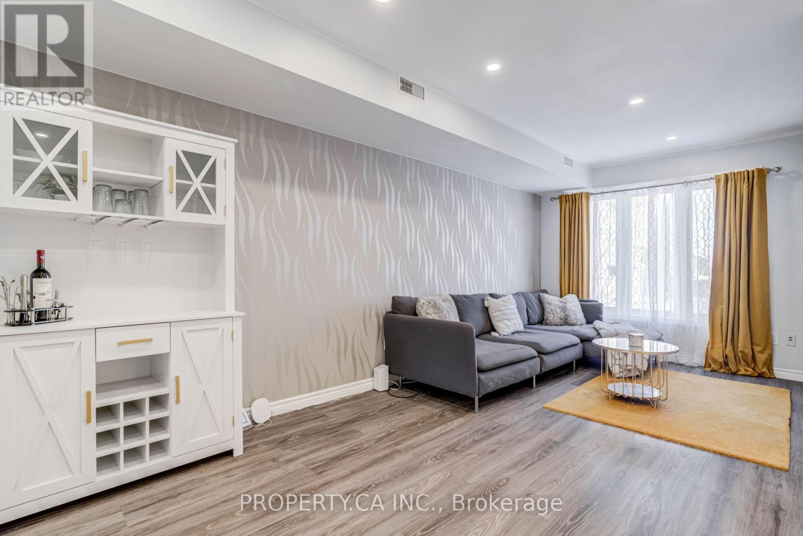 45 - 1050 Bristol Road W, Mississauga, Ontario  L5V 2E8 - Photo 8 - W13682814