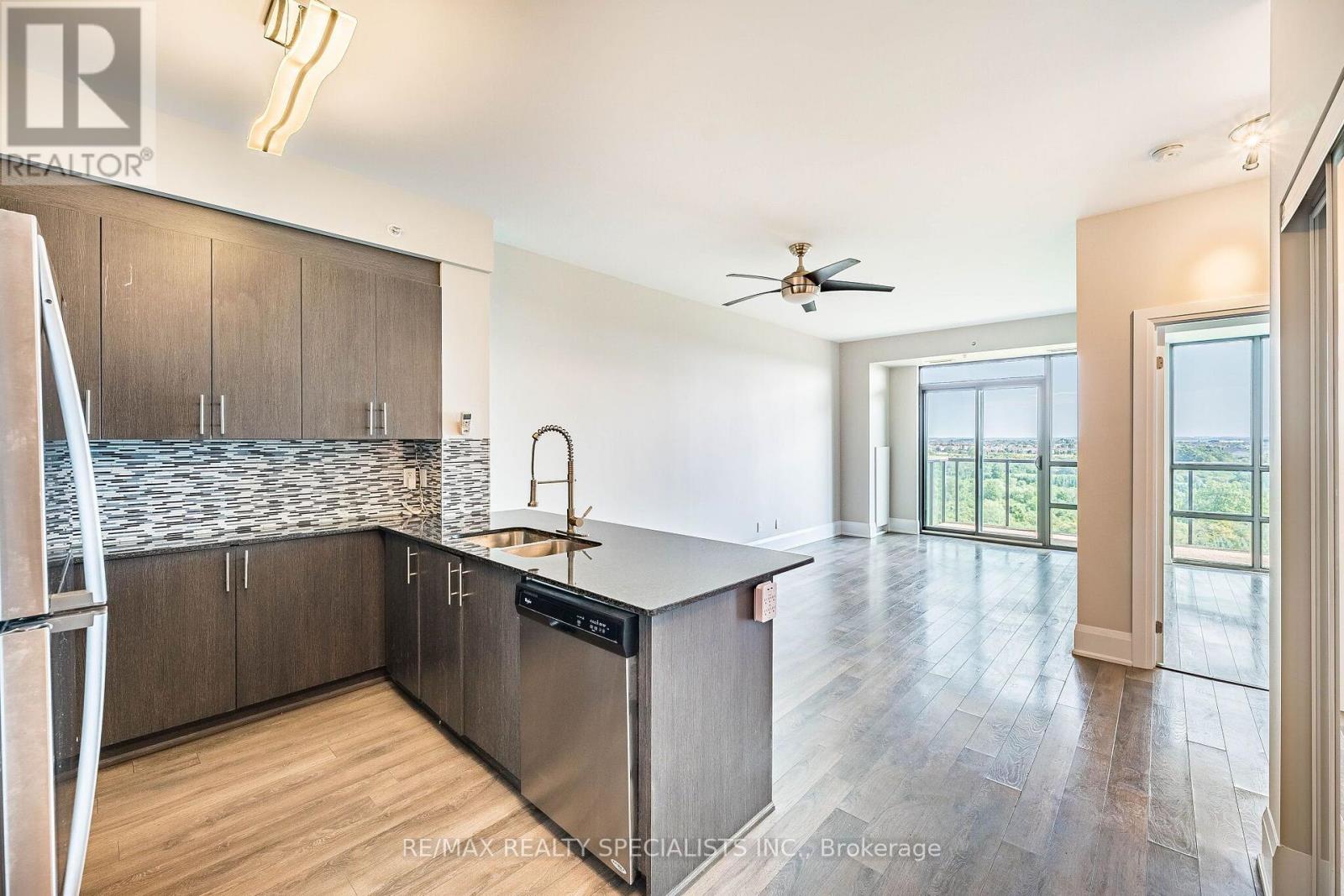 805 - 45 Yorkland Boulevard, Brampton, Ontario L6P 4B4 - Photo 13 - W13682816