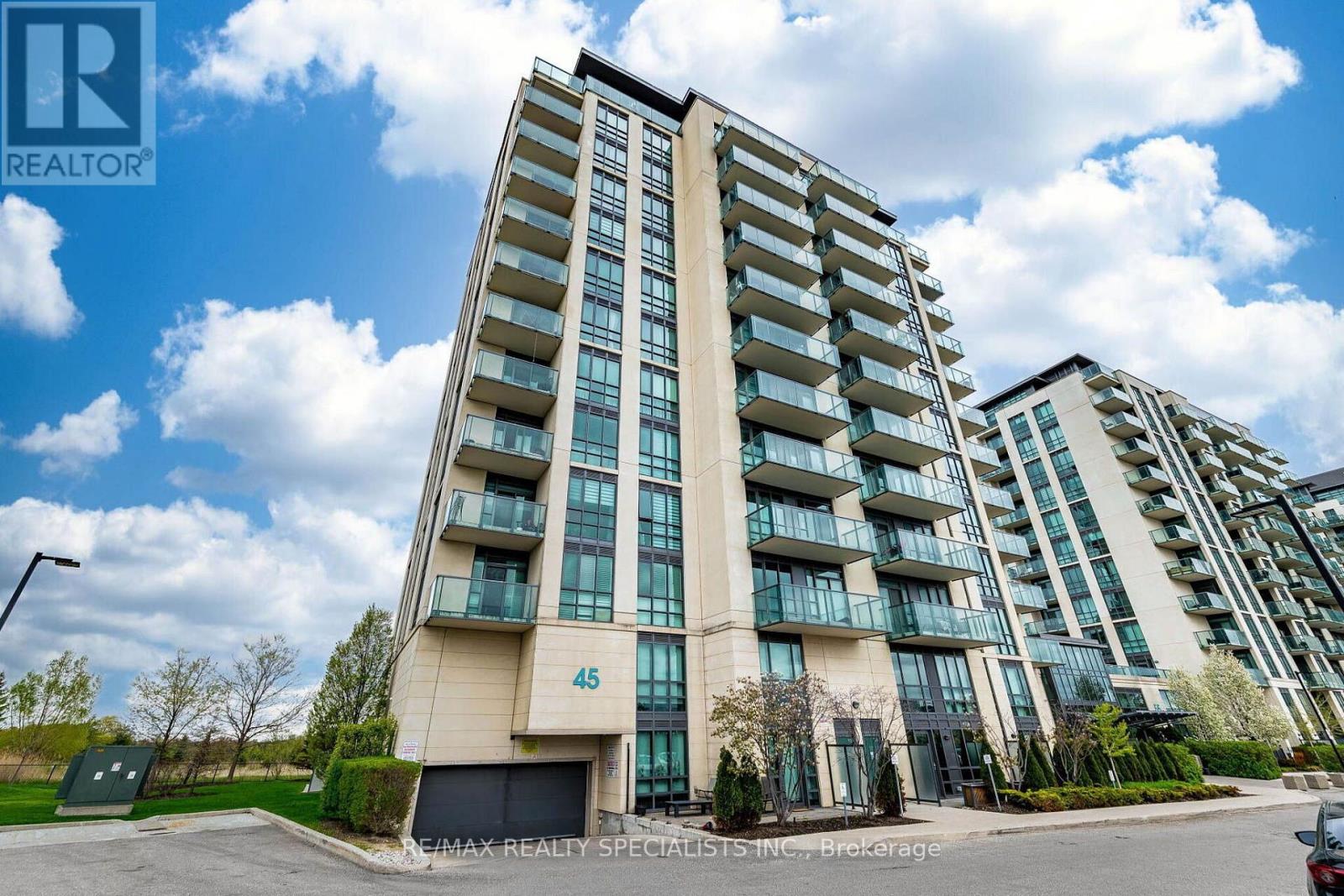 805 - 45 Yorkland Boulevard, Brampton, Ontario L6P 4B4 - Photo 2 - W13682816