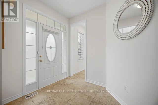 1295 Orr Terrace, Milton, Ontario  L9T 7K6 - Photo 8 - W13682854
