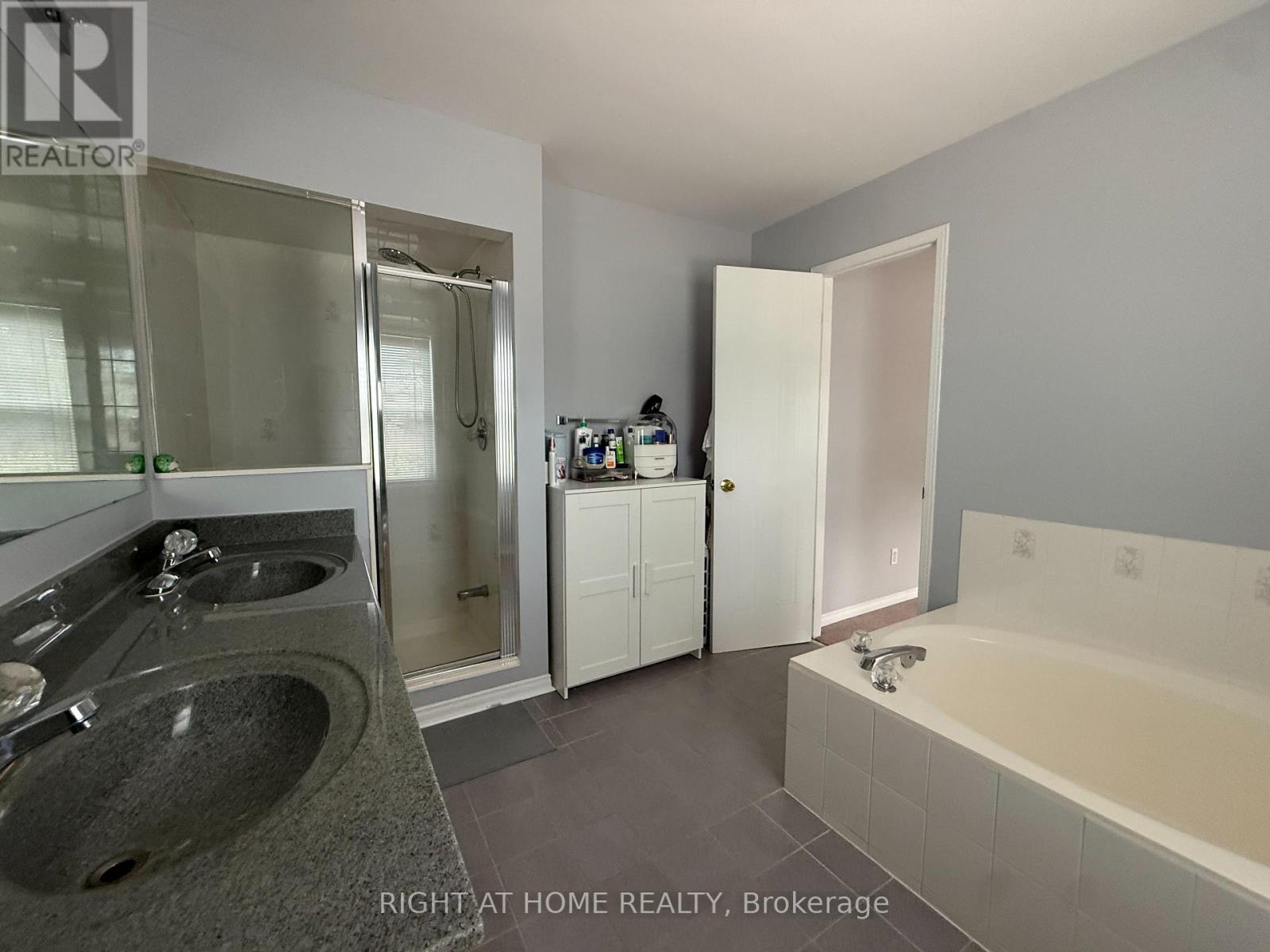 70b - 5865 Dalebrook Crescent, Mississauga, Ontario  L5M 5X1 - Photo 13 - W13682878