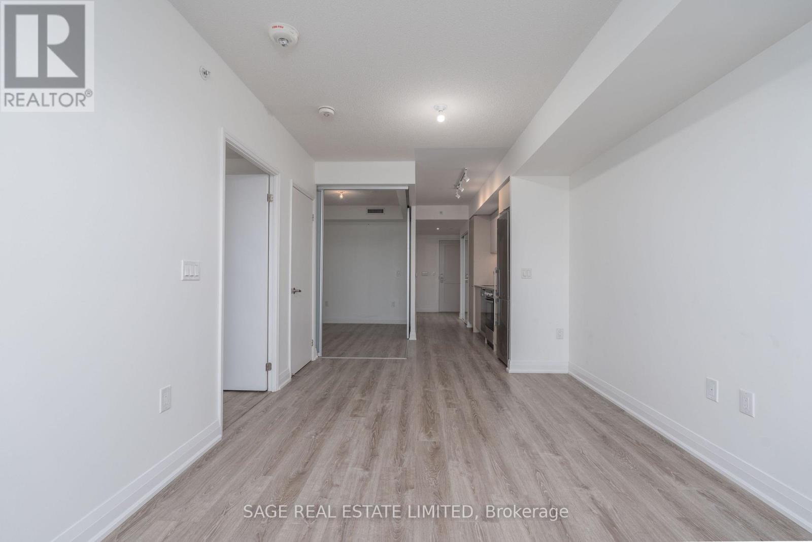 625 - 10 Gibbs Road, Toronto, Ontario  M9B 0E2 - Photo 5 - W13682904