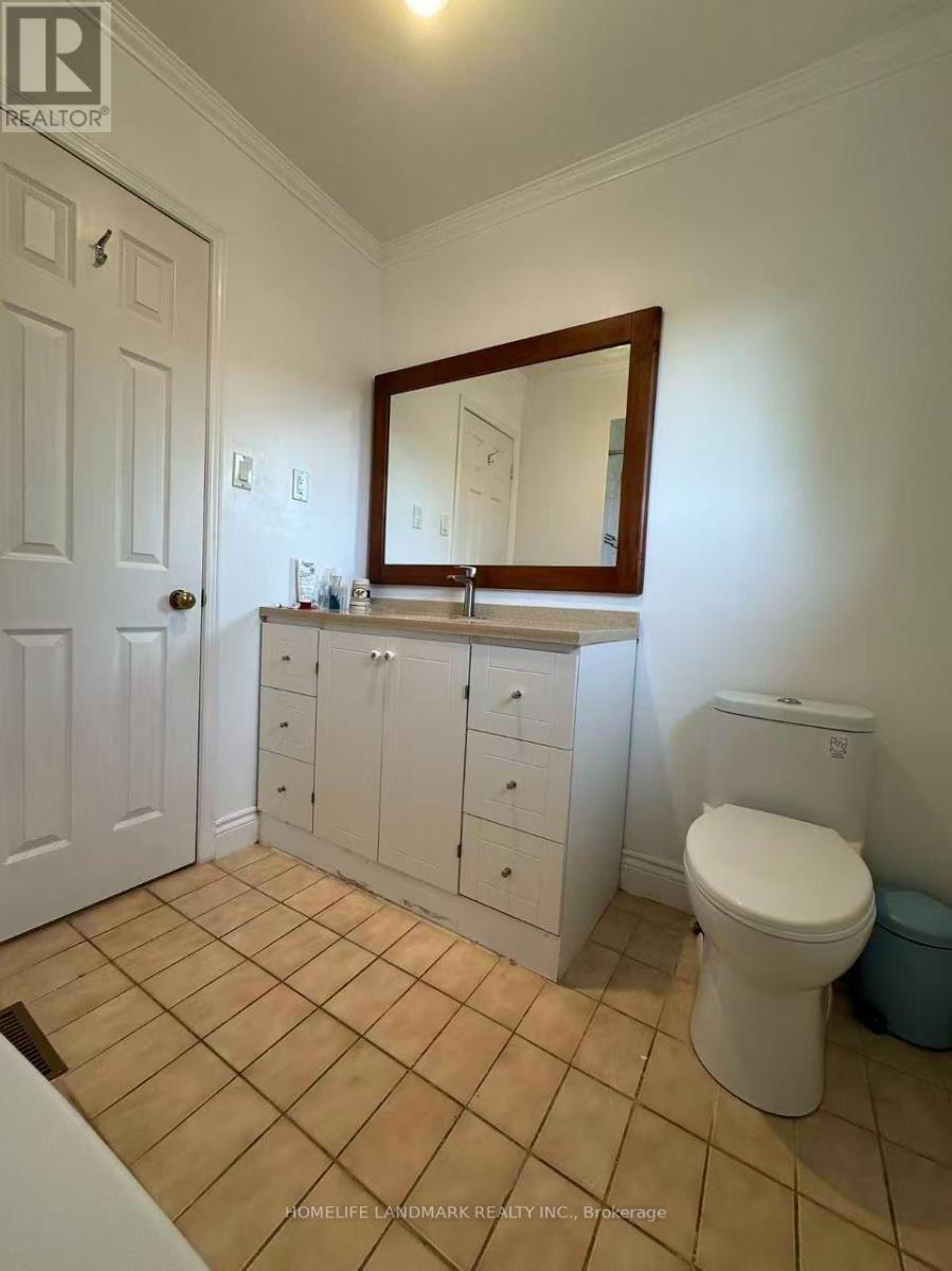 279 River Oaks Boulevard W, Oakville, Ontario  L6H 3V2 - Photo 6 - W13682908