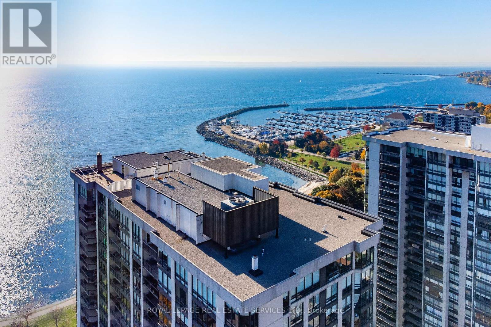 2102 - 2170 MARINE DRIVE, Oakville, Ontario