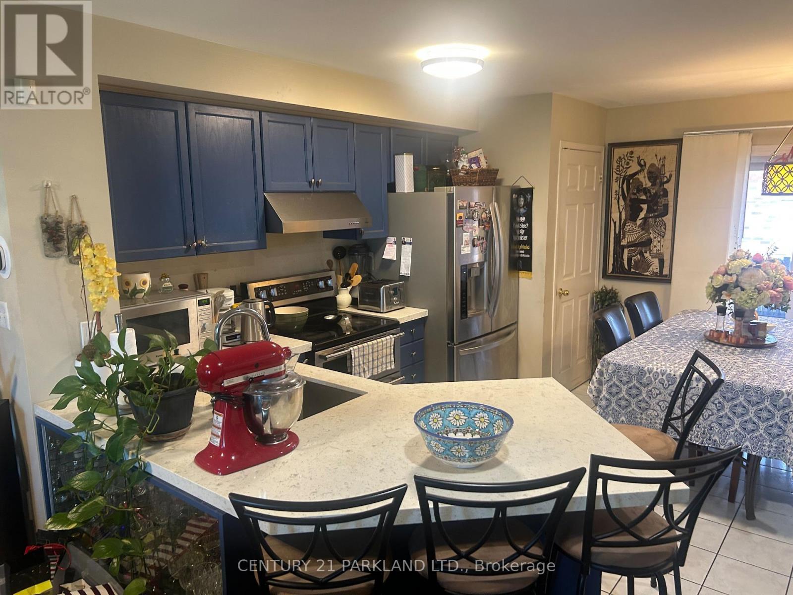 149 Torbarrie Road, Toronto, Ontario  M3L 1G8 - Photo 3 - W13682996