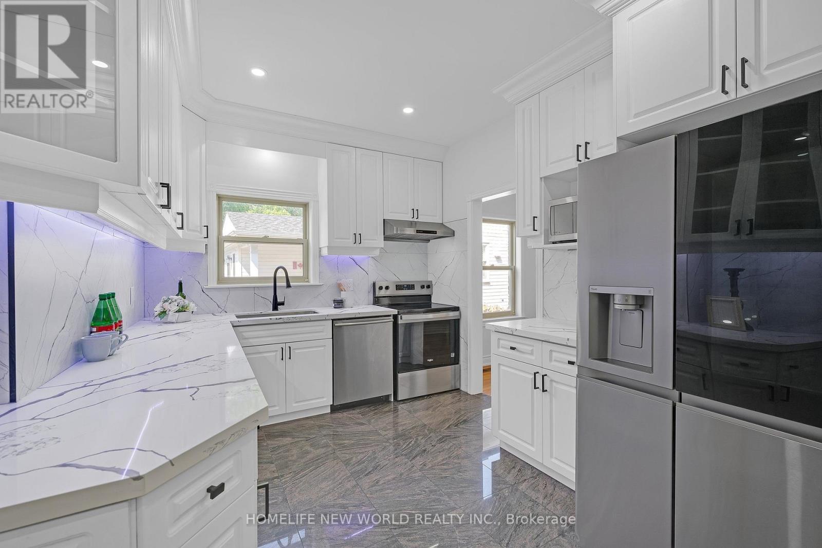 9 Pavillion Street, Markham, Ontario  L3R 1N8 - Photo 19 - N13681902