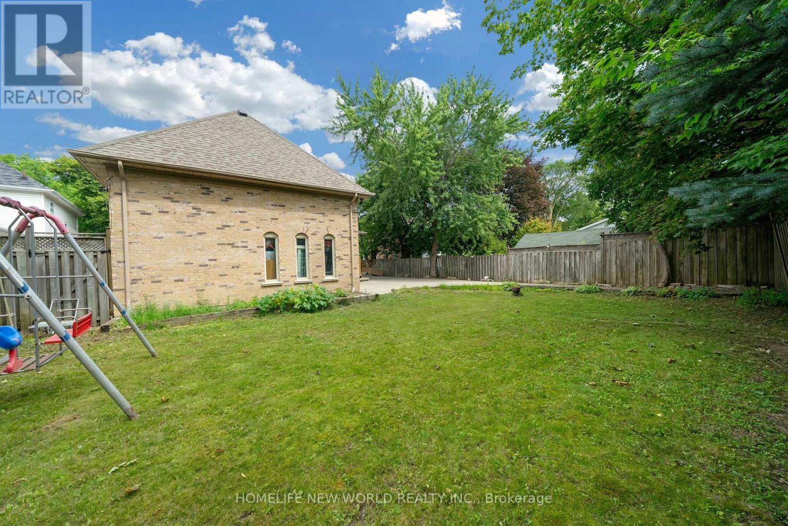 9 Pavillion Street, Markham, Ontario  L3R 1N8 - Photo 44 - N13681902